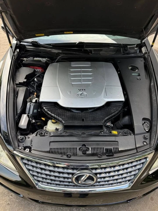 2011 Lexus LS 4th Gen - Image 15 of 20