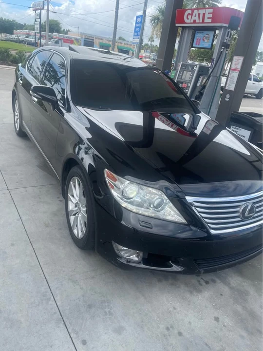 2011 Lexus LS 4th Gen - Image 4 of 5