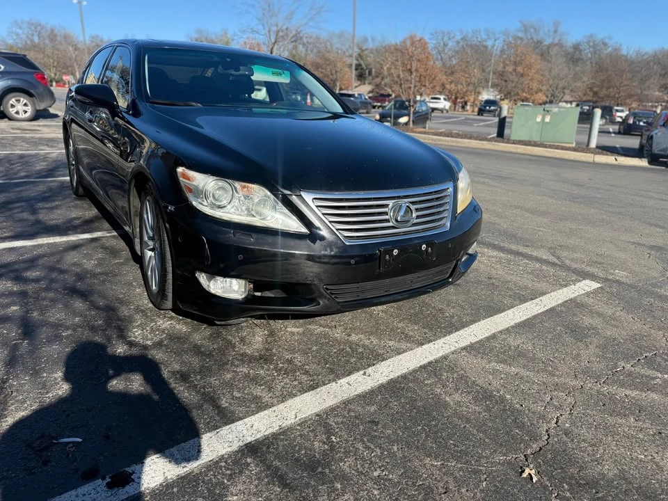 2011 Lexus LS 4th Gen - Image 4 of 11