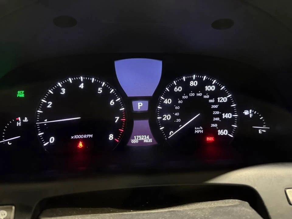 2011 Lexus LS 4th Gen - Image 6 of 16