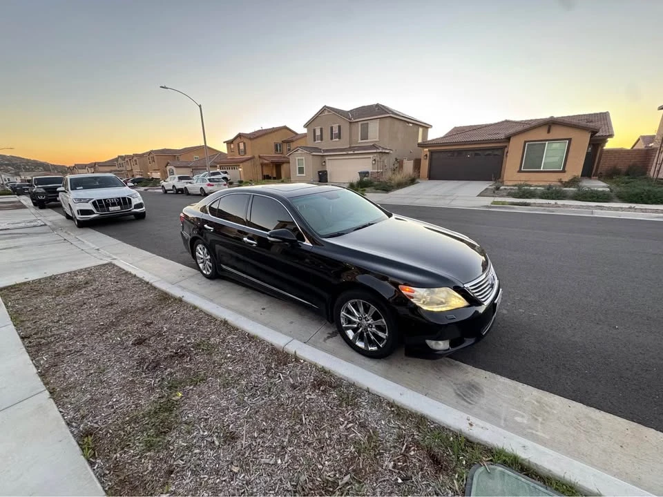 2011 Lexus LS 4th Gen - Image 4 of 18