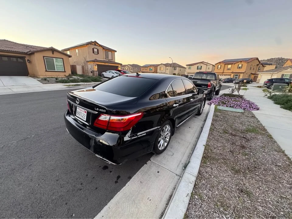 2011 Lexus LS 4th Gen - Image 2 of 18