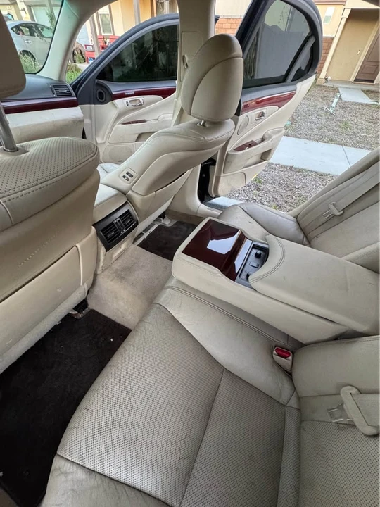 2011 Lexus LS 4th Gen - Image 15 of 18
