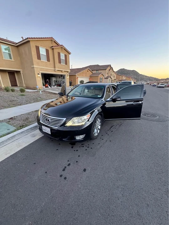 2011 Lexus LS 4th Gen - Image 11 of 18