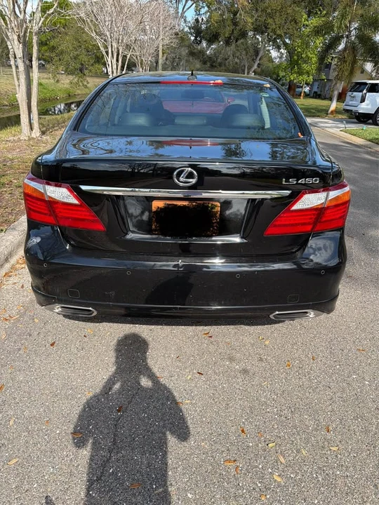 2011 Lexus LS 4th Gen - Image 5 of 12