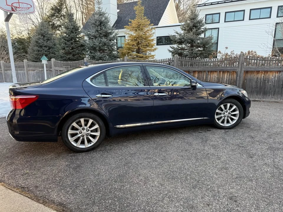 2011 Lexus LS 4th Gen - Image 20 of 20