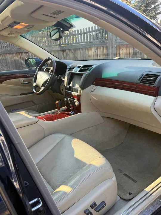 2011 Lexus LS 4th Gen - Image 10 of 20