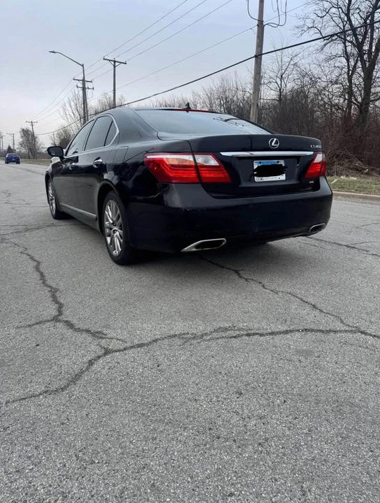 2011 Lexus LS 4th Gen - Image 3 of 5