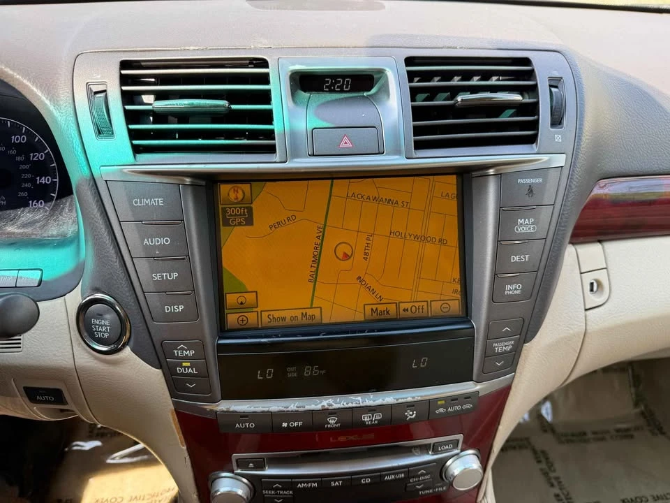 2011 Lexus LS 4th Gen - Image 8 of 19