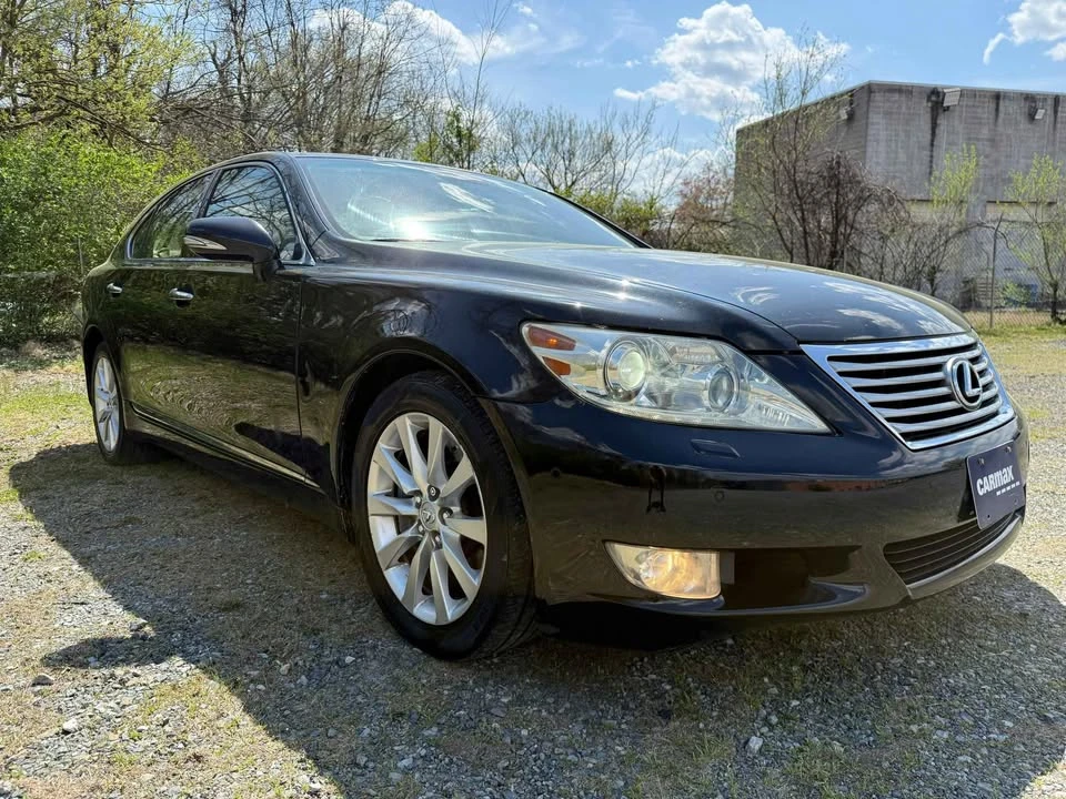 2011 Lexus LS 4th Gen - Image 3 of 19