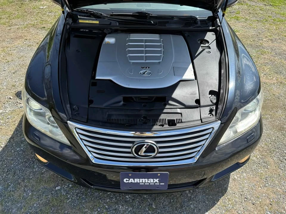 2011 Lexus LS 4th Gen - Image 2 of 19