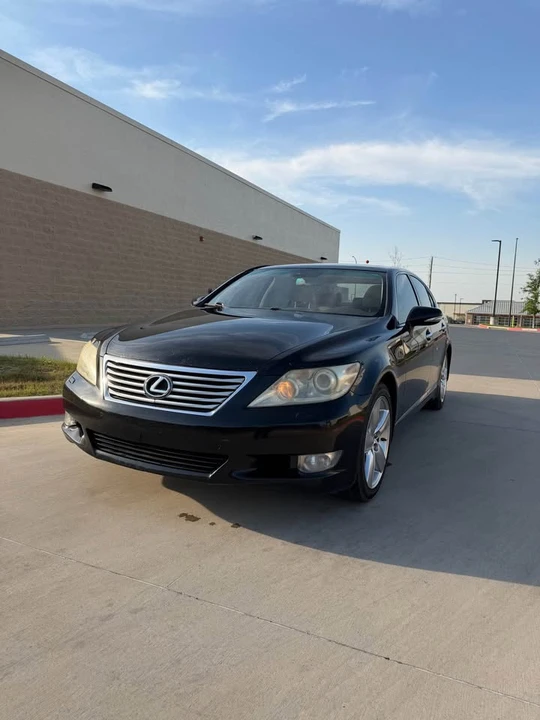 2011 Lexus LS 4th Gen - Image 12 of 14