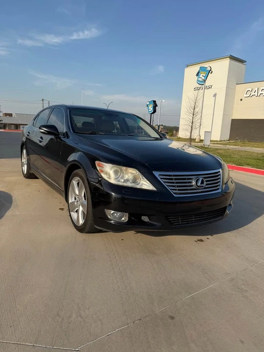 2011 Lexus LS 4th Gen - Image 2 of 14