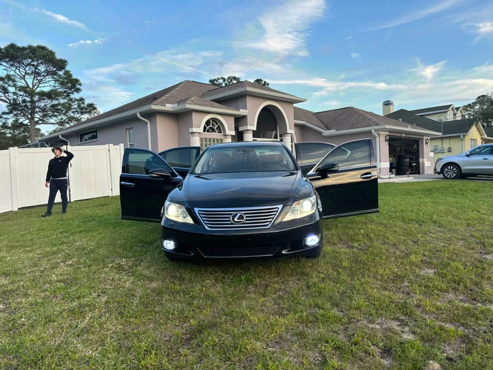 2011 Lexus LS 4th Gen - Image 7 of 12