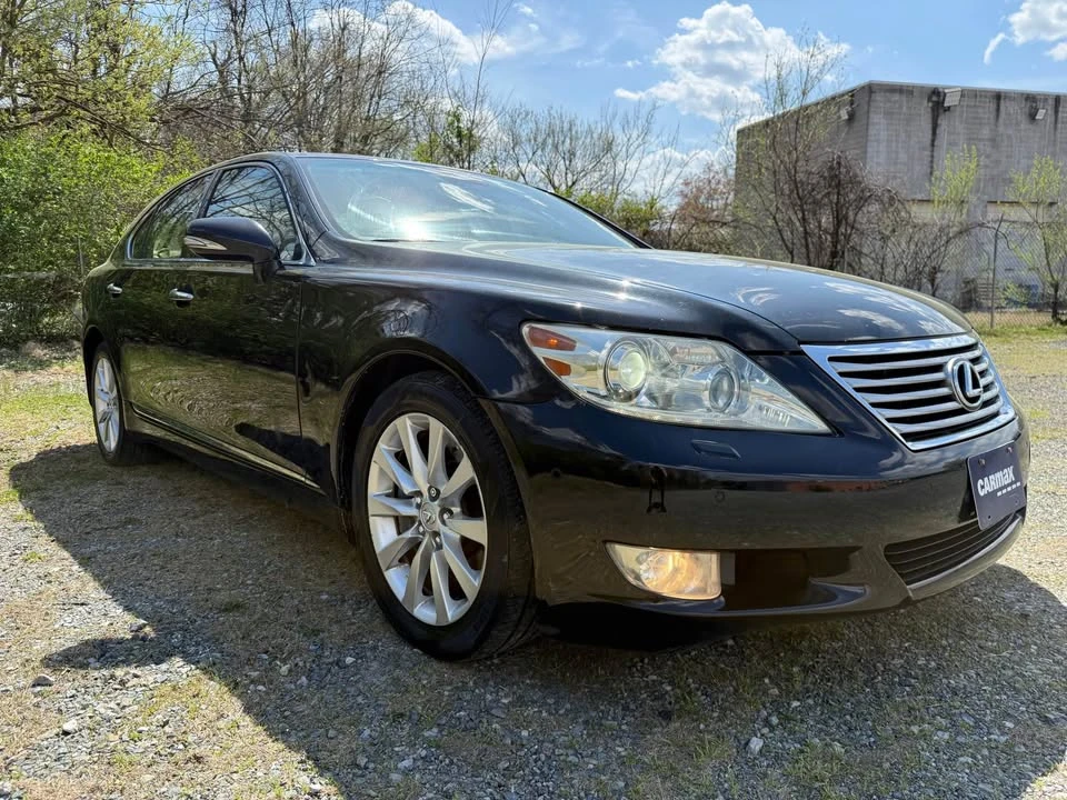 2011 Lexus LS 4th Gen - Image 4 of 18
