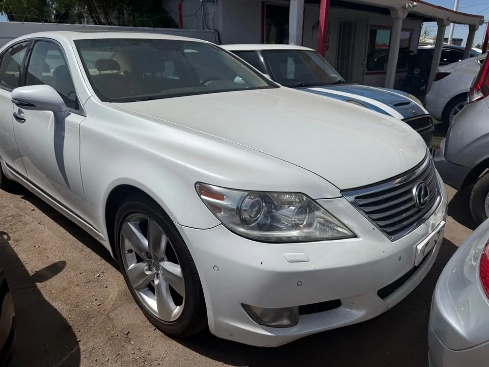 2011 Lexus LS 4th Gen - Image 2 of 2