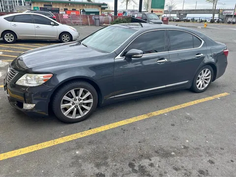 2011 Lexus LS 460 Sedan 4D