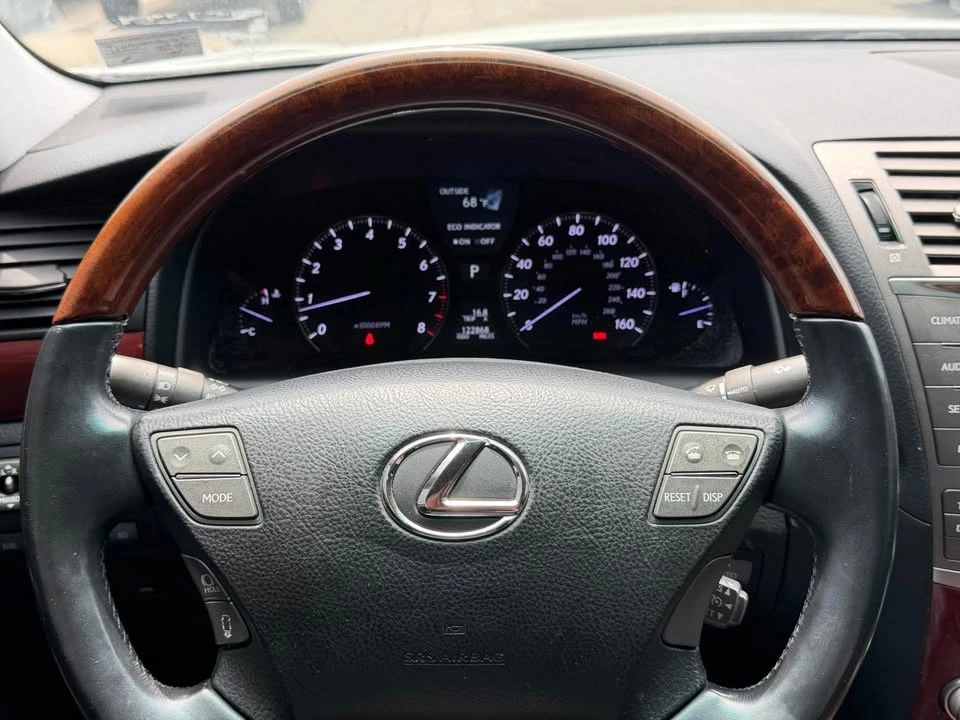 2011 Lexus LS 4th Gen - Image 12 of 20