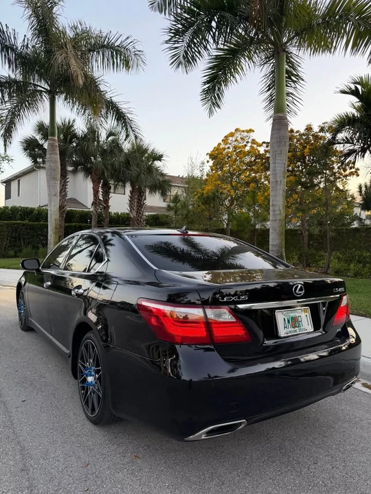 2011 Lexus LS 4th Gen - Image 20 of 20