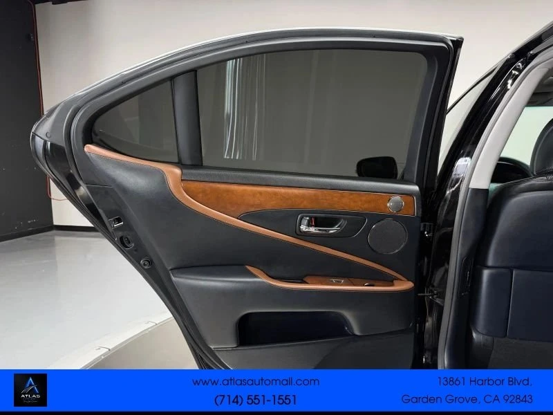 2011 Lexus LS 4th Gen - Image 15 of 19