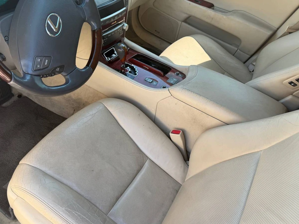 2011 Lexus LS 4th Gen - Image 6 of 6