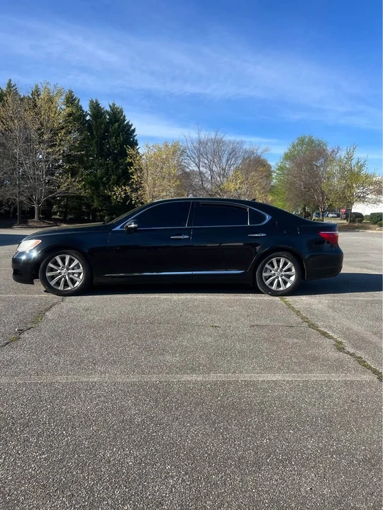 2011 Lexus LS 4th Gen - Image 2 of 17
