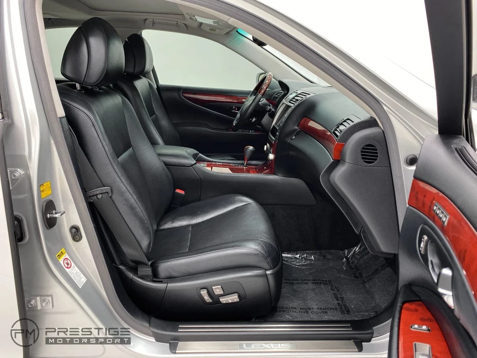 2011 Lexus LS 4th Gen - Image 14 of 21