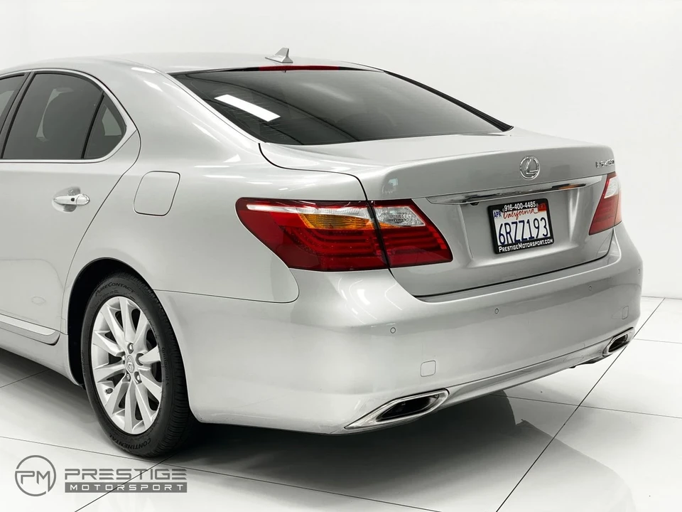 2011 Lexus LS 4th Gen - Image 10 of 21