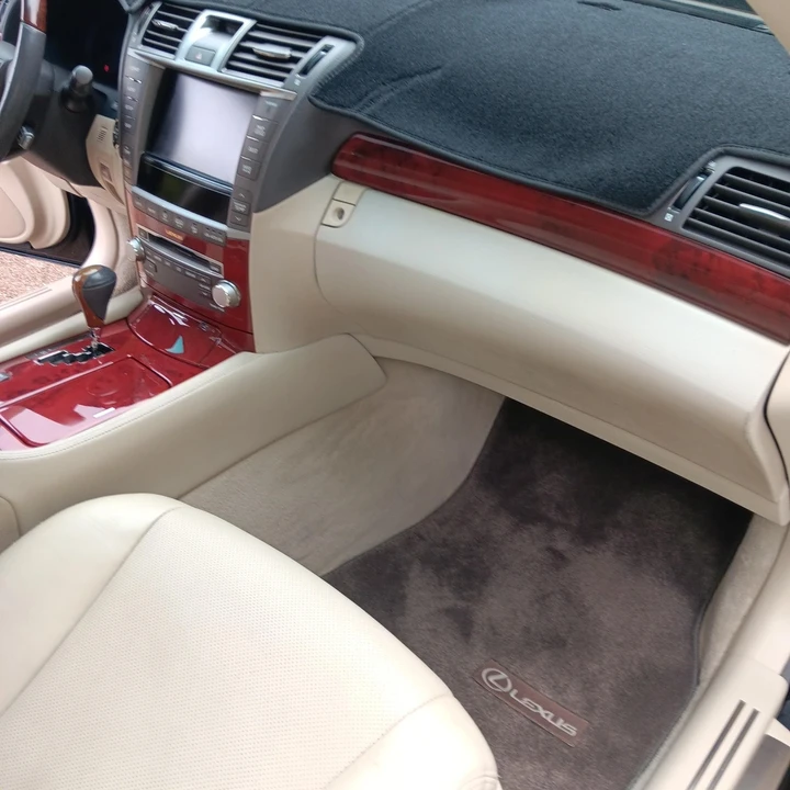 2011 Lexus LS 4th Gen - Image 16 of 20