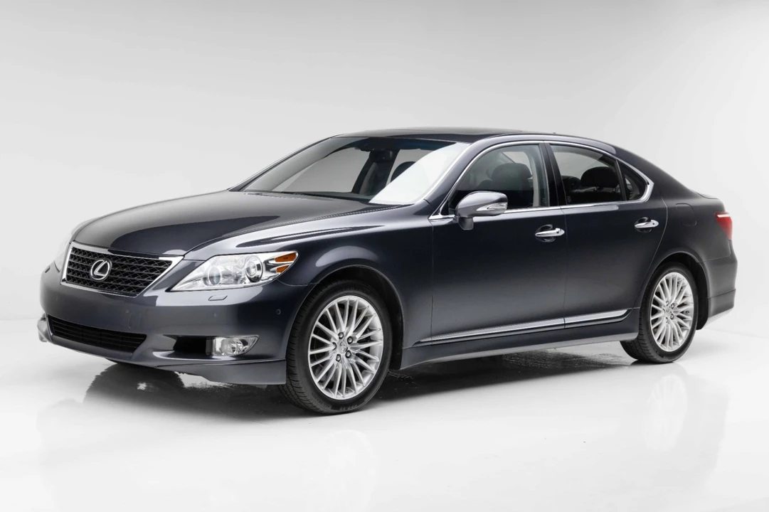 2011 Lexus LS 4th Gen - Image 9 of 31