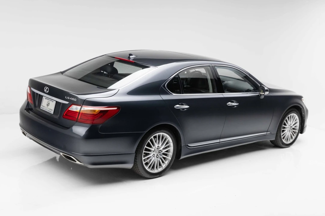2011 Lexus LS 4th Gen - Image 3 of 31