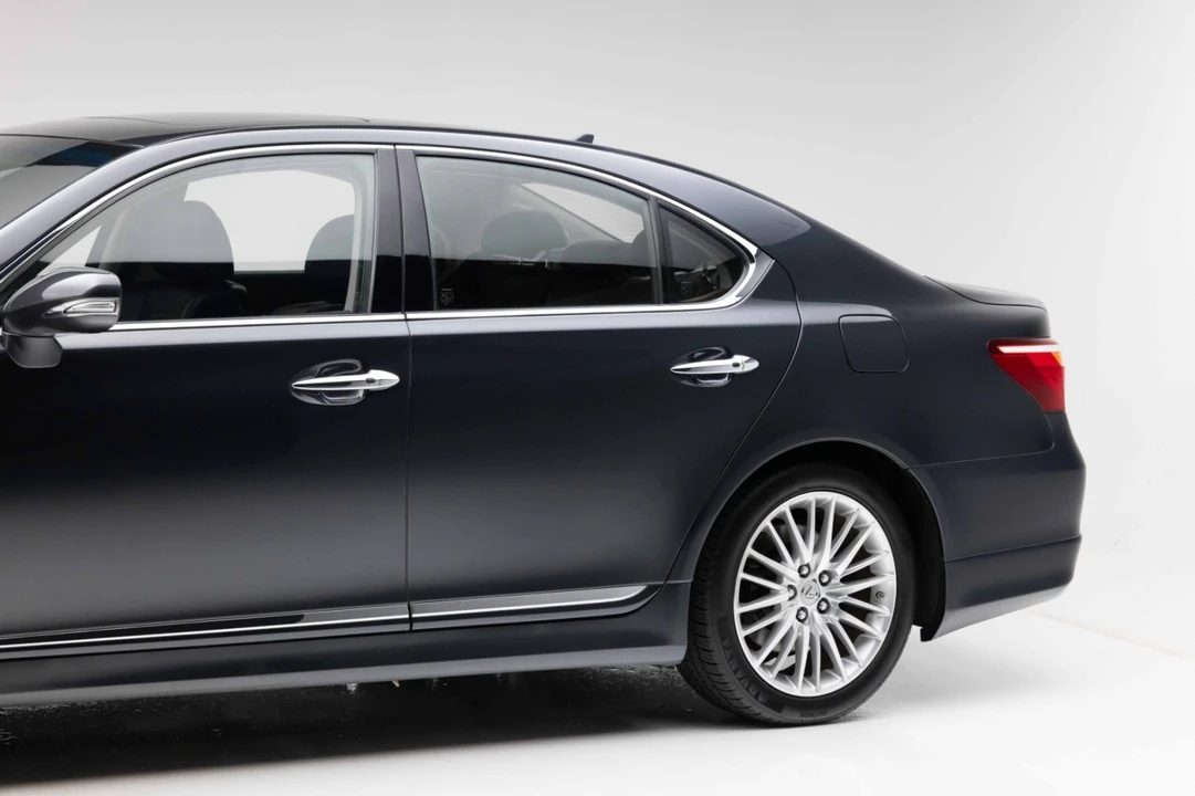 2011 Lexus LS 4th Gen - Image 31 of 31