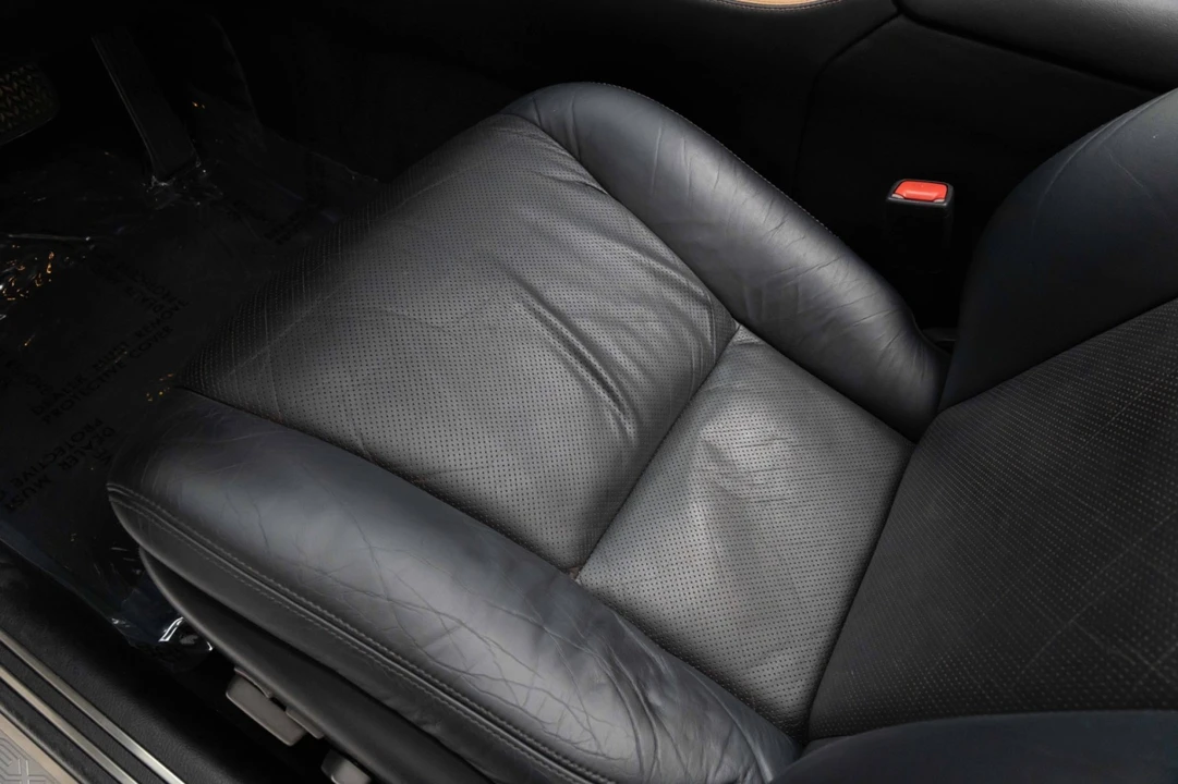 2011 Lexus LS 4th Gen - Image 30 of 31