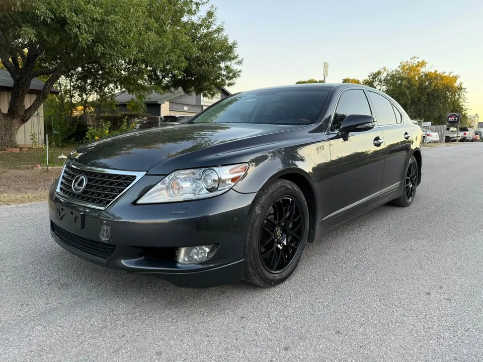2011 Lexus LS 4th Gen - Image 16 of 20
