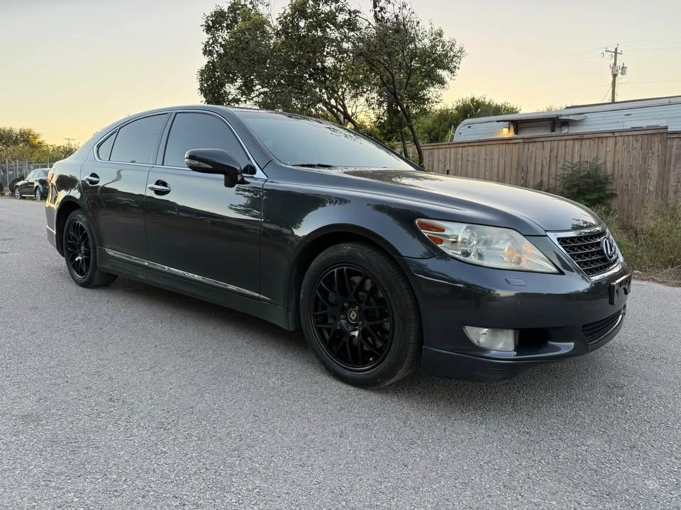 2011 Lexus LS 4th Gen - Image 17 of 20