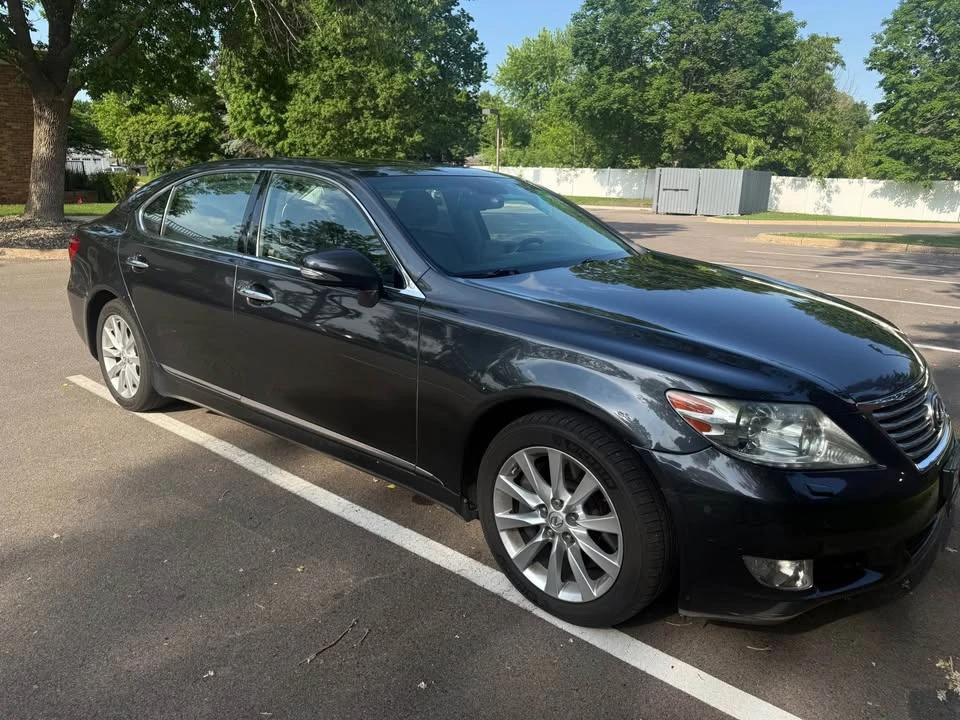 2011 Lexus LS 4th Gen - Image 2 of 11