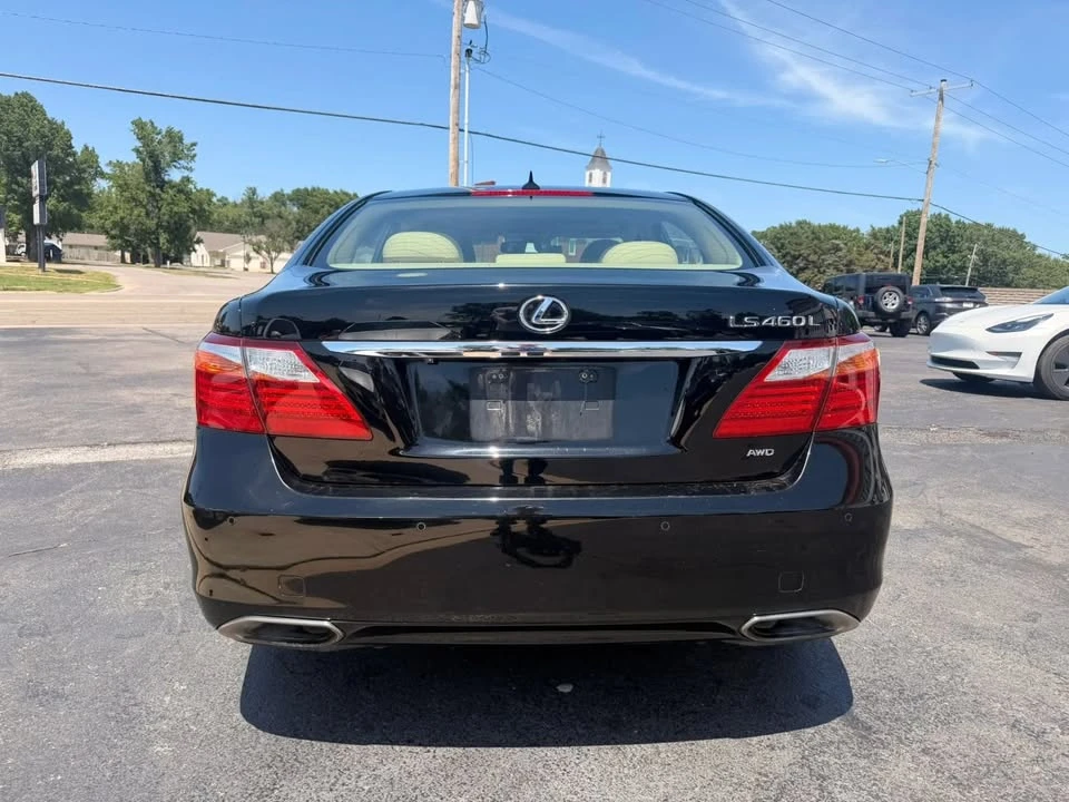 2011 Lexus LS 4th Gen - Image 4 of 20