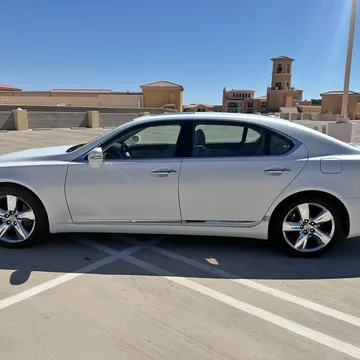 2011 Lexus LS 460 L Sedan 4D