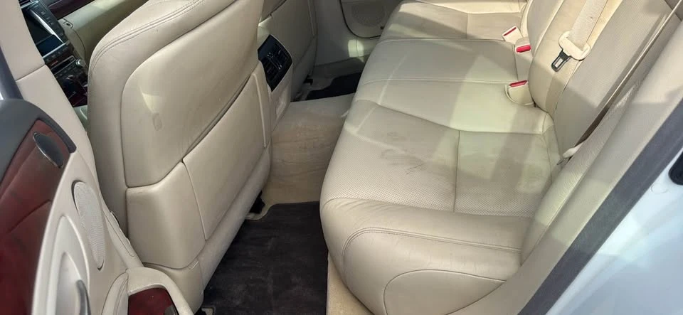 2011 Lexus LS 4th Gen - Image 5 of 6