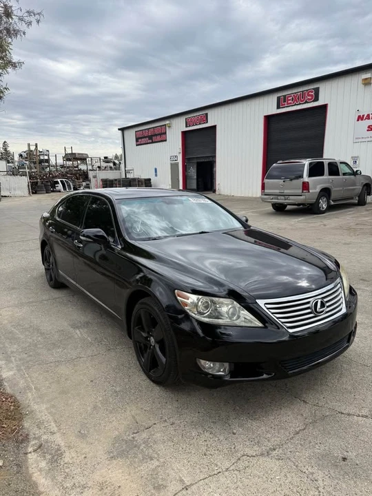 2011 Lexus LS 4th Gen - Image 3 of 12