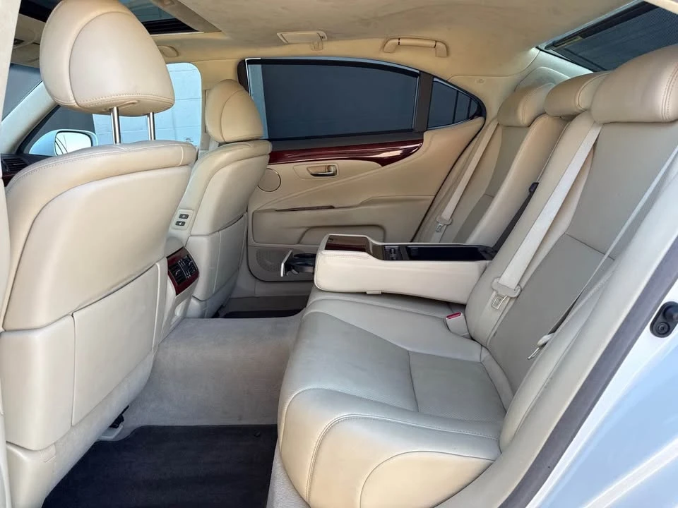 2011 Lexus LS 4th Gen - Image 10 of 11