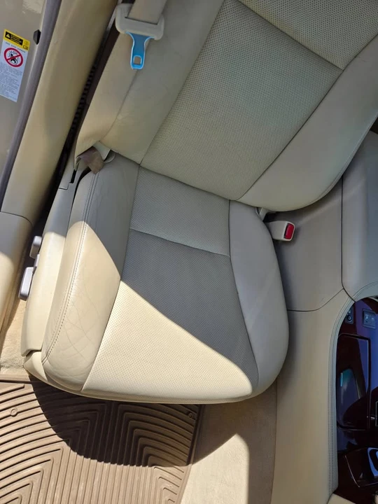 2011 Lexus LS 4th Gen - Image 14 of 19