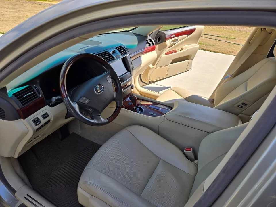 2011 Lexus LS 4th Gen - Image 6 of 19