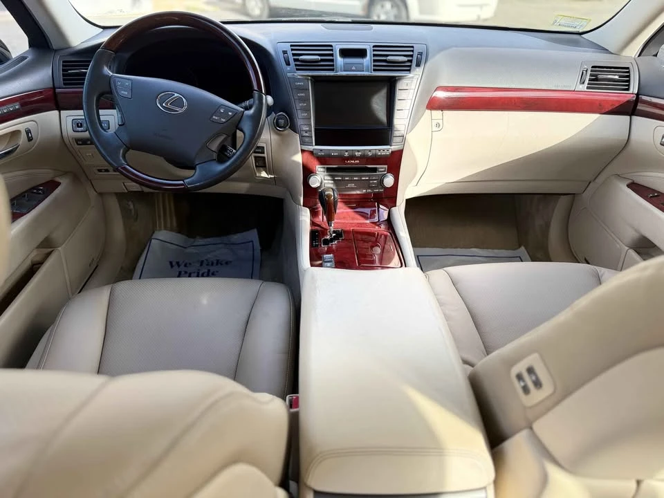 2011 Lexus LS 4th Gen - Image 5 of 10