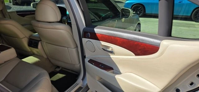 2011 Lexus LS 4th Gen - Image 15 of 19