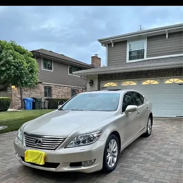 2011 Lexus LS 460 Sedan 4D