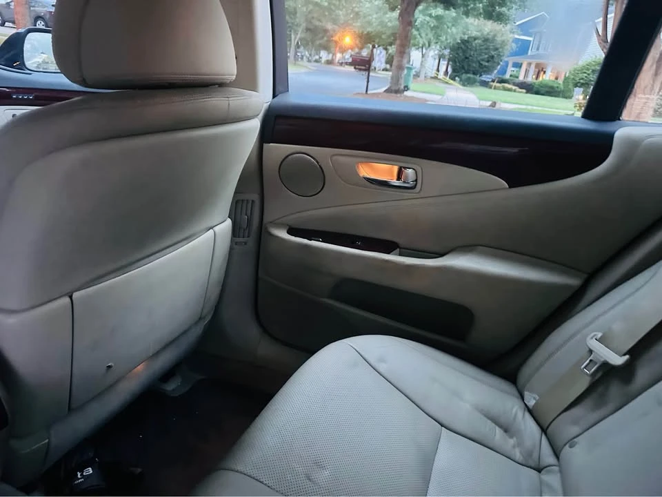 2011 Lexus LS 4th Gen - Image 20 of 20