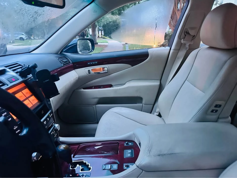 2011 Lexus LS 4th Gen - Image 12 of 20