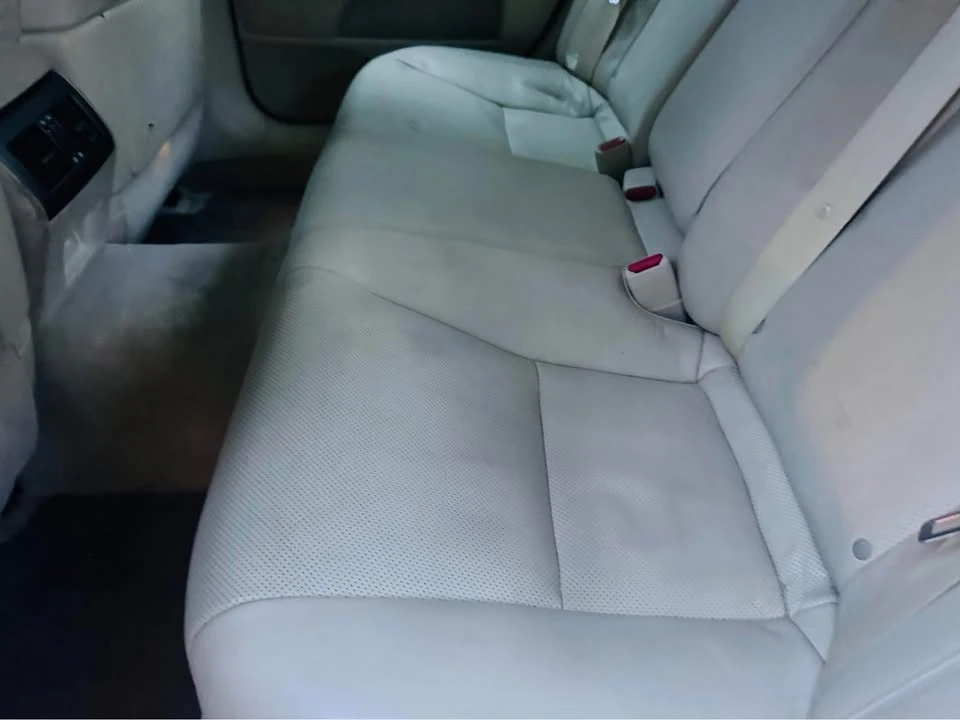 2011 Lexus LS 4th Gen - Image 14 of 20