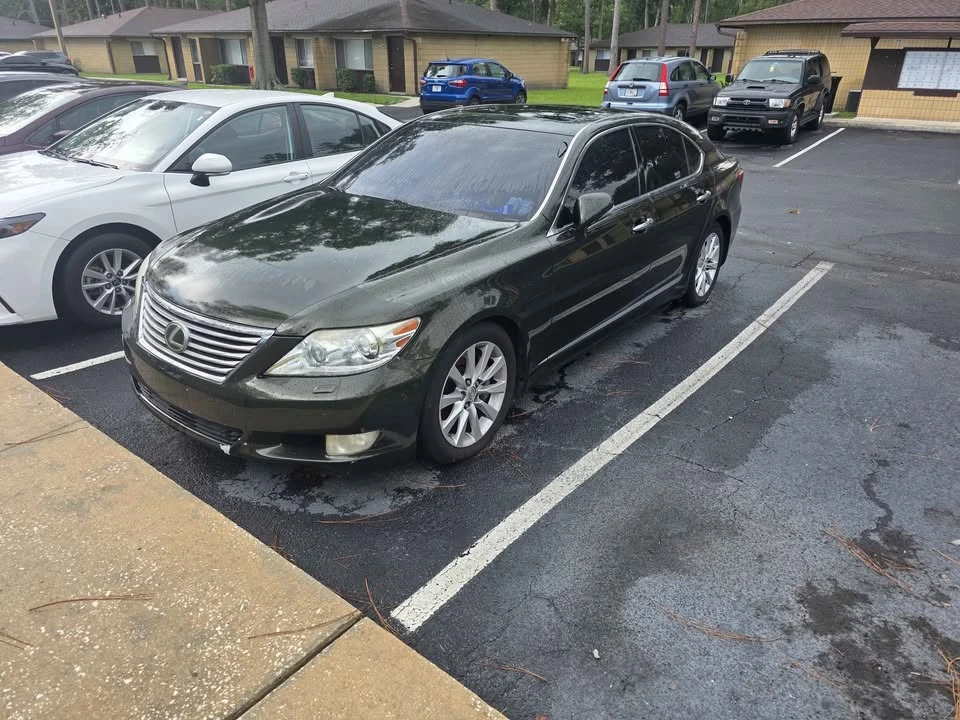 2011 Lexus LS 4th Gen - Image 4 of 4